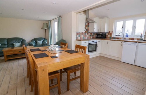Wickham St Paul Cottage | THE GRANARY, pet friendly, with a garden in Sudbury