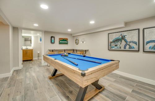 Chelan House | The Grand Chelan Group Getaway Pool and Hot Tub
