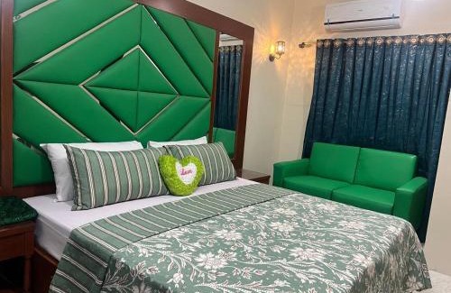 Karachi House | The Grand Palace In Clifton