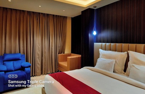 Bhopal Hotel | The Grand Sun City Hotel & Resort