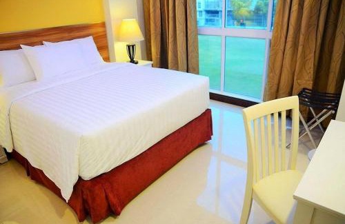 Male Hotel | The Grand View
