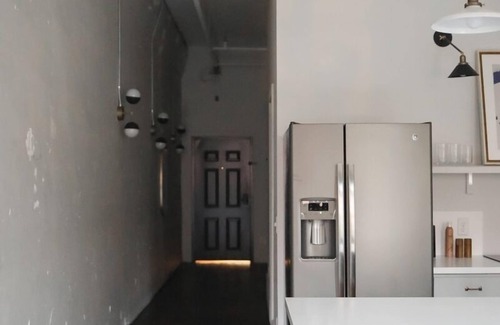 Historic District - North Apartment | The Grant by Black Swan - Savannah Loft (205B)