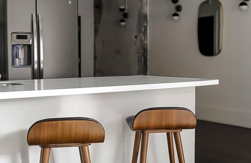 Historic District - North Villa | The Grant by Black Swan - Broughton Loft (402)