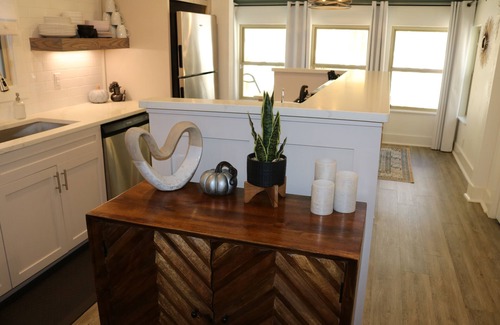 Fredericksburg House | The Grape Escape - Beautiful home with indoor hot tub blocks away from Main St.