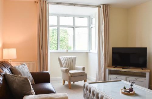 Newton Aycliffe House | The Graph's Gaff