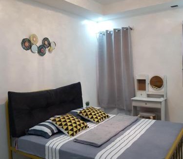 Calumpit House | The GrayHouse Inn-Balcony,FullAc,open-space