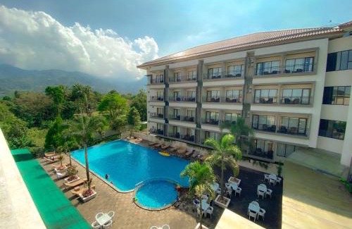 Cisarua Hotel | The Green Peak, ARTOTEL Curated