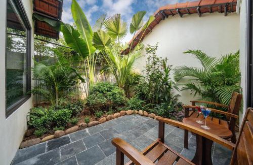 Hoa Lu Hotel | The Greenary Garden
