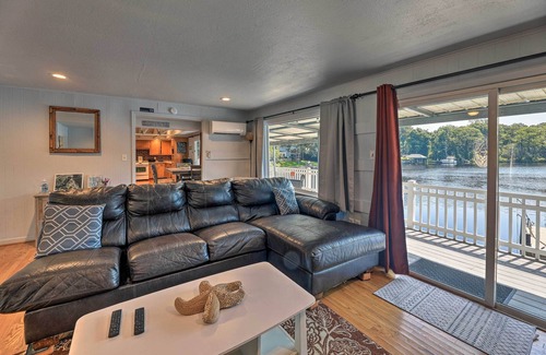 Brices Creek House | 'The Grey Goose': Waterfront Home with Beach