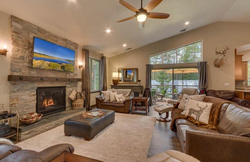 Tahoe Island House | The Grizzly House