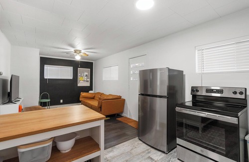 Boyne Falls House | The Grove 1/2 mile from Boyne Mountain Sleeps 4