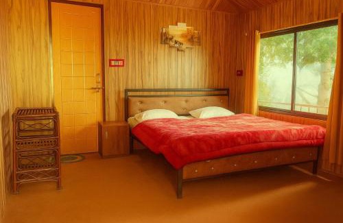 Kanatal Hotel | The Gypsy Soul