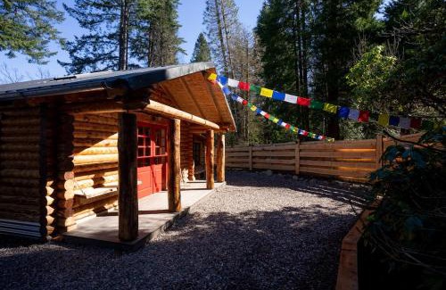 Banavie Apartment | The Happy Cabin Woodland Hideaway by the River