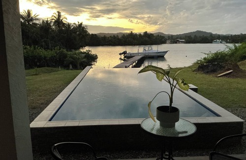 Pacific Harbour Villa | The Harbour House. 3-bedroom waterfront villa in enchanting Pacific Harbour