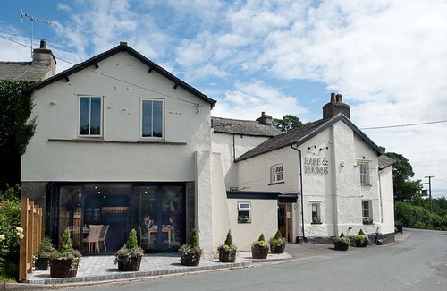 Levens Hotel | The Hare and Hounds Levens