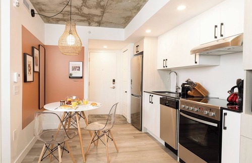 Saint-Roch Apartment | The Harfang | Parking | Pool and BBQ | Office and AC
