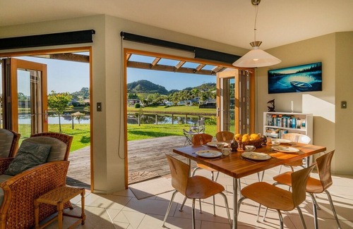 Cooks Beach House | The Haven - Cooks Beach Holiday Home