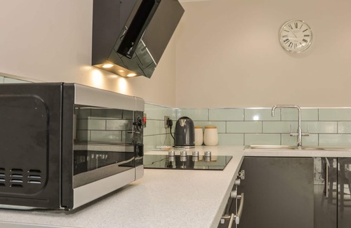 Craven Arms Cottage | THE HAY LOFT, with hot tub in Craven Arms