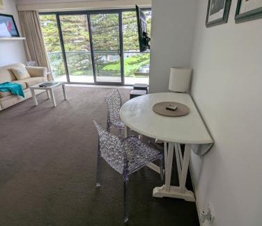 Glenelg Apartment | The Heart of Glenelg
