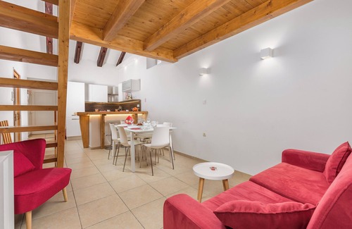 Rijeka Apartment | The Heart Of Rijeka - Where History Meets Modernity