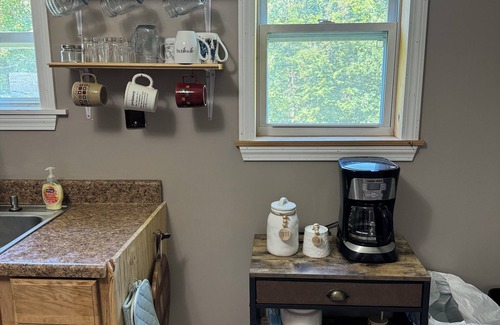 Oakland Apartment | The heart of the Belgrade Lakes