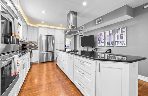 Tampa Heights House | The Heights Hideaway For 10