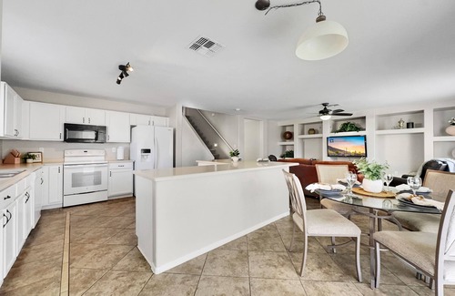 San Tan Heights House | The Heights San Tan with Community Pool!