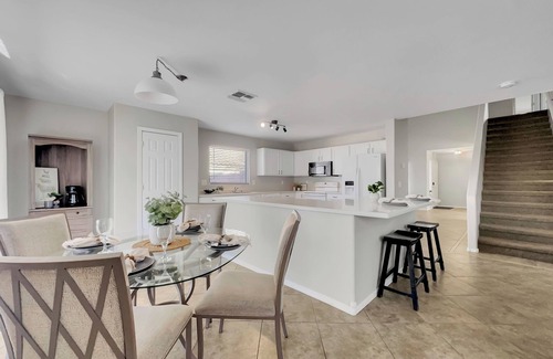 San Tan Heights House | The Heights San Tan with Community Pool!