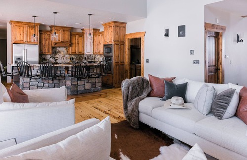 Preston House | The Hemsley Ranch and Guesthouse