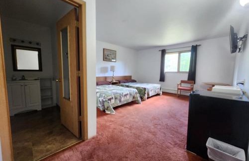 Sterling Hotel | The Hibernation Station