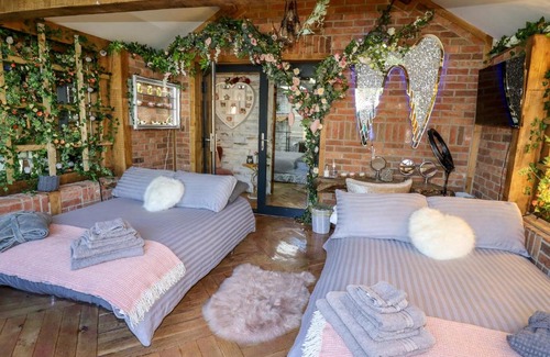 Barlby House | The Hide Away