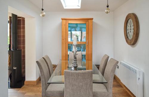 Chapel Saint Leonards House | The Hideaway