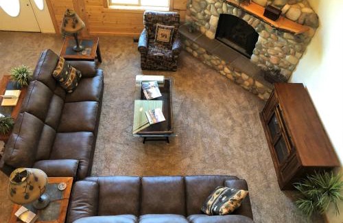 Island Park Cabin | The Hideaway Lodge
