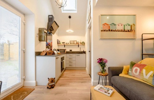 Pentregat House | The Hideaway - One Bedroom House, Sleeps 2