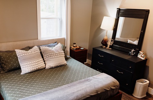 Siren House | The Hideaway /-/ Retreat on Clam lake