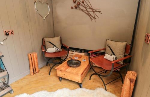 Scarborough House | The Hideaway, Shepherd's Hut