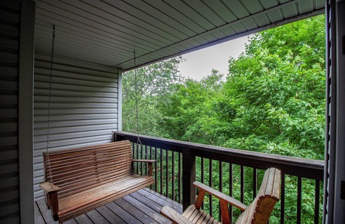Sugar Mountain Condo | 'The Hideout' - 2B Condo Minutes from Banner Elk