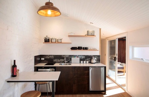 Sandy Bay Apartment | 'The Hideout' Private Bungalow in Sandy Bay