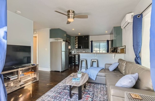 Georgetown Cabin | The Higher Grounds - Poolhouse near the Georgetown Square!
