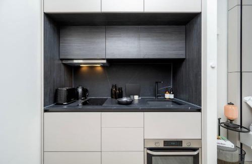 Harrow Apartment | The Hill by Nestor