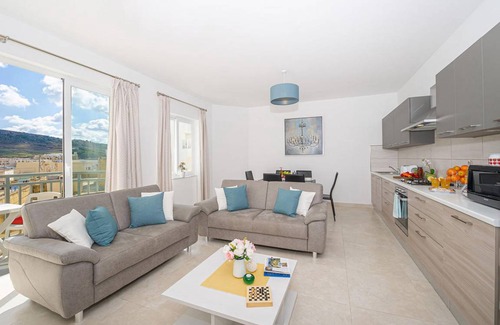 Marsalforn Apartment | The Hillock Residences South B8