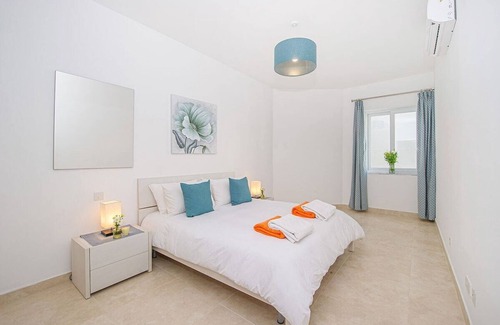 Marsalforn Apartment | The Hillock South B8
