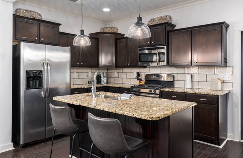 Helena House | The Hillsboro House - Family Friendly with 4 BR