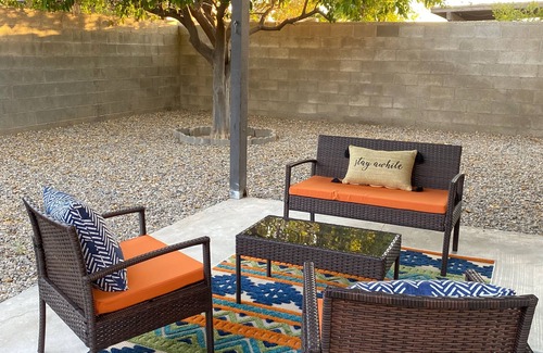 Yuma House | The Hillside Hacienda located in the heart of Yuma. Hospital Nearby.