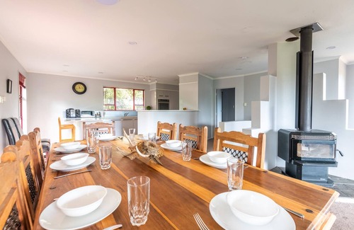 Lynmore House | The Hiltons | Two Houses, One Site with Spa Pools
