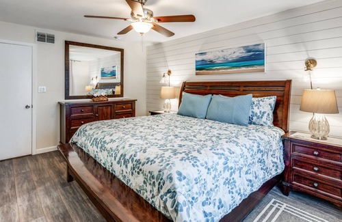 Universal City House | The Home away from Home