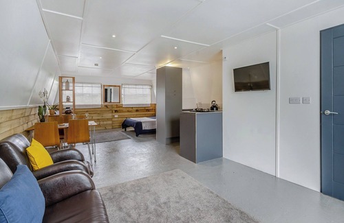 Pentrefelin Cottage | The Honey Pod - UK44780