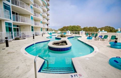 Myrtle Beach House | The Horizon at 77th resort is a relaxing beach retreat.