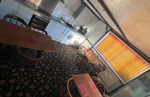 Swaffham House | The Horse and Groom