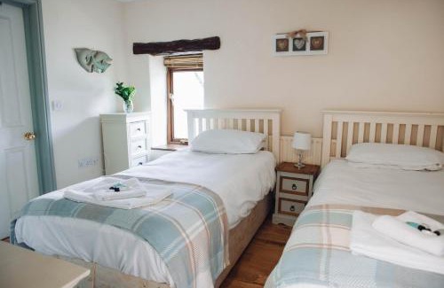 Tideswell Hotel | The Horse and Jockey